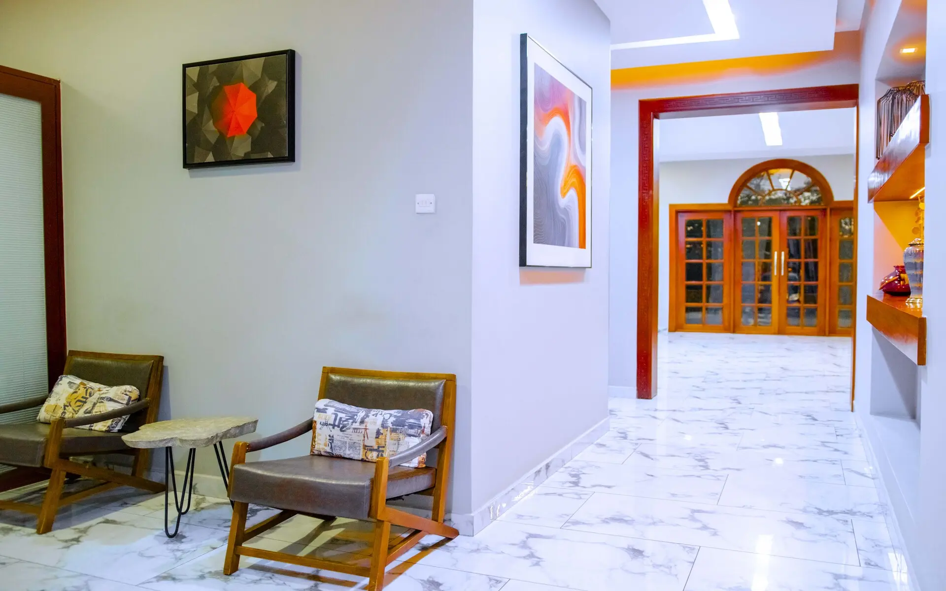 Silver Palm Hotel Contact